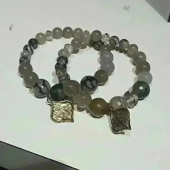 Beautiful stone elastic bracelet - Picture 1 of 4